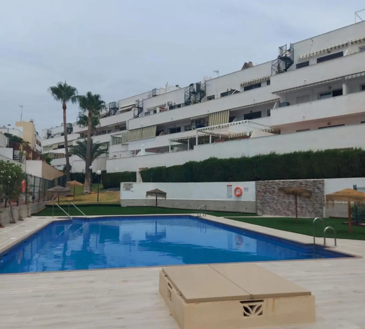 Apartment Carolina With Huge Terrace 베날마데나코스타