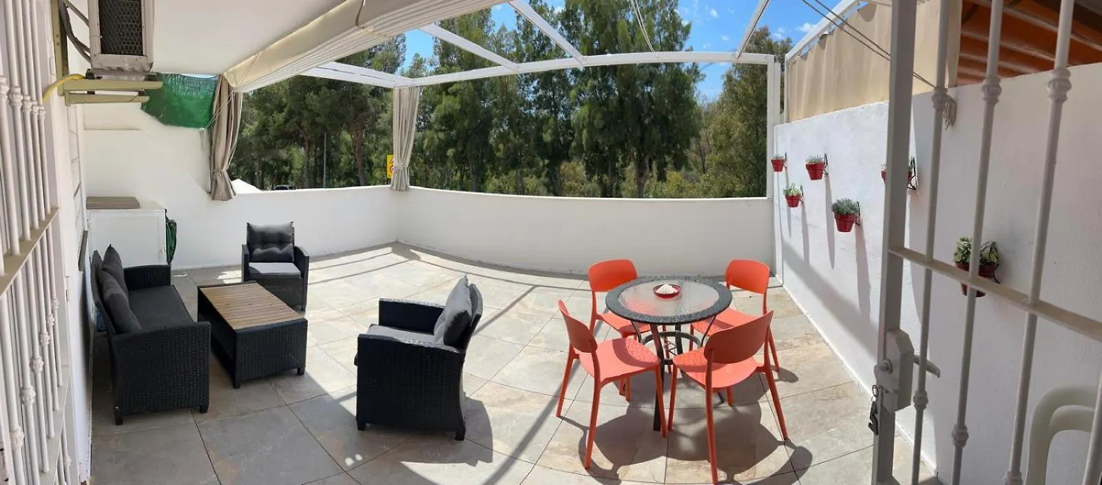 Apartment Carolina With Huge Terrace 베날마데나코스타
